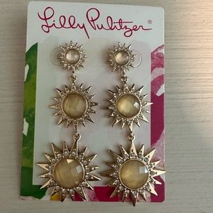Lilly Pulitzer Star of the Sea
Resort White
Earrings